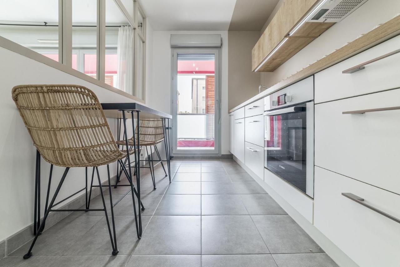 Elegant T3 Au Panier Vieux Port Avec Terrasse Privee Et Parking Apartamento Marselha Exterior foto